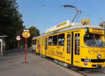 austria/lower-austria/landmark/vienna-ring-tram-sightseeing
