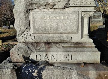 tennessee/highland-rim/landmark/jack-daniel-grave