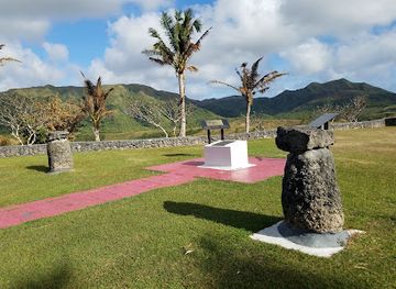 guam/yigo/landmark/guam-veterans-memorial-humatak