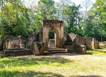 kenya/tsavo-national-park/landmark/gede-ruins-malindi-snake-park
