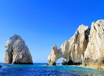mexico/cabo-san-lucas/landmark/cabo-boat-adventures