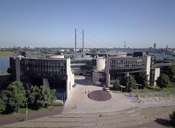 germany/dusseldorf/landmark/state-parliament-of-north-rhine-westphalia