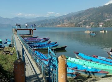 nepal/pokhara/phewa-lake/landmark/phewa-lake-view-point