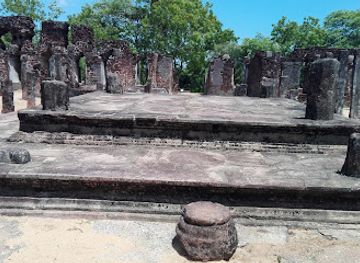 sri-lanka/polonnaruwa/landmark/demela-mahaseya-pagoda