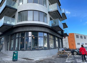 iceland/westman-islands/landmark/vigtin-bakhus