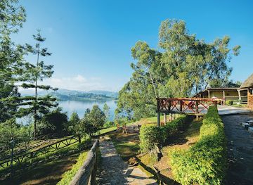 uganda/lake-bunyonyi/landmark/lake-bunyonyi-eco-resort