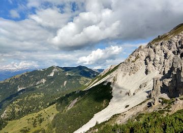 liechtenstein/augstenberg-trail/landmark/furstin-gina-weg