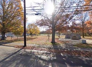 massachusetts/gloucester/landmark/witch-trials-memorial