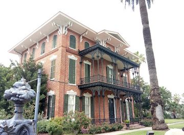 texas/galveston/landmark/1859-ashton-villa