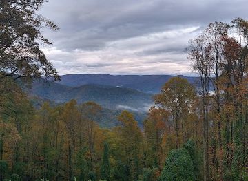 south-carolina/blue-ridge-mountains/landmark/table-rock-mountain-overlook