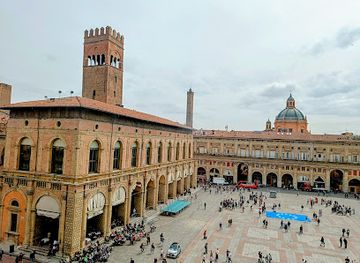 italy/bologna/landmark/santuario-di-santa-maria-della-vita