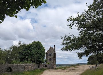 united-kingdom/north-west-england/landmark/rivington-pike