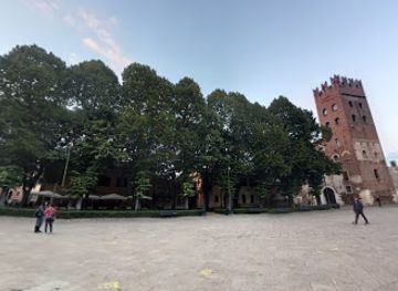 italy/verona/san-zeno/landmark/piazza-san-zeno