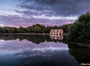 united-kingdom/north-west-england/landmark/taylor-park