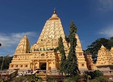 myanmar-burma/kyaiktiyo/landmark/kyaikpawlaw-pagoda