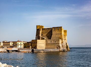 italy/naples/landmark/ovo-castle
