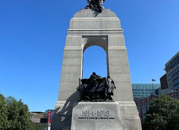 canada/ottawa/westboro/landmark/the-national-war-memorial