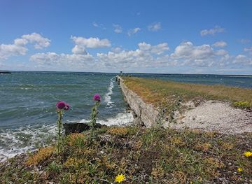 sweden/gotland/landmark/naturreservat-bungenas