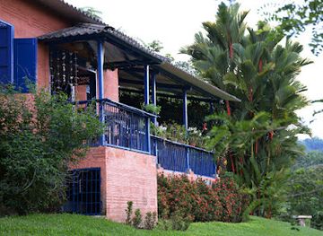 colombia/coffee-axis/landmark/finca-romelia-orchids-birds-reservar-previamente-al-email