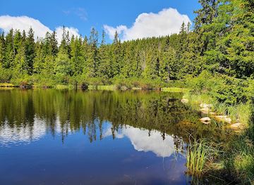 slovakia/strbske-pleso/landmark/jamske-tarn
