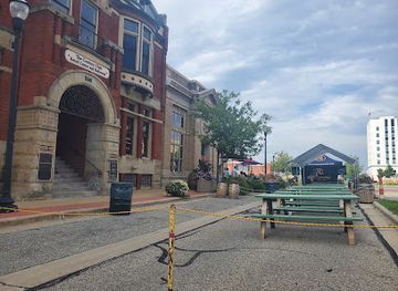 michigan/muskegon/landmark/unruly-brewing-company