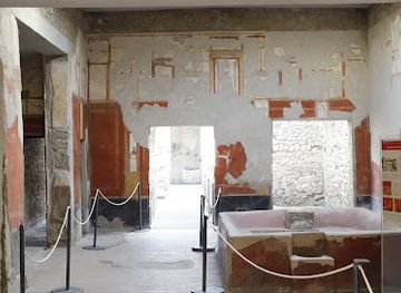 italy/campania/landmark/fullery-of-stephanus