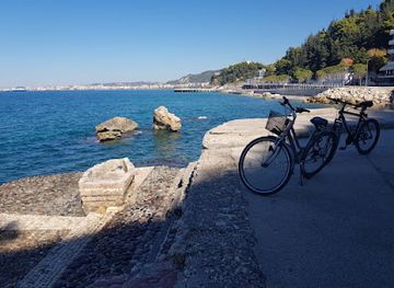 albania/vlora-coast/landmark/lungomare