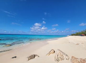 turks-and-caicos-islands/leeward-beach/landmark/governor-s-beach