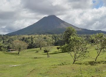 costa-rica/northern-plains/landmark/arenal-volcano-national-park-visitor-center
