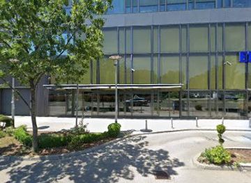 croatia/zagreb/landmark/berlin-wall-segment