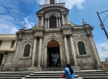 ecuador/chimborazo-region/landmark/mural-de-la-nacionalidad-eloy-narea