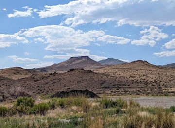 nevada/southern-nevada/landmark/contact-nevada