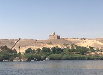 egypt/aswan/elephantine-island/landmark/elephantine-island-pyramid
