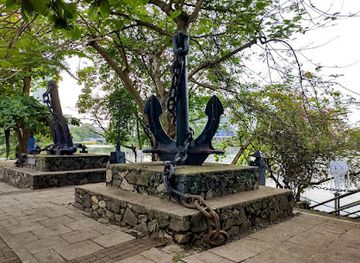 sri-lanka/colombo/kollupitiya/landmark/admiral-anchor