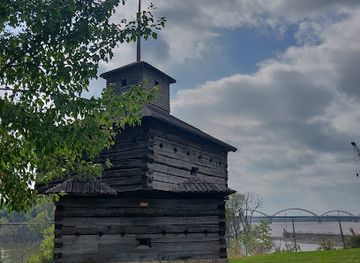 illinois/quad-cities/landmark/government-bridge