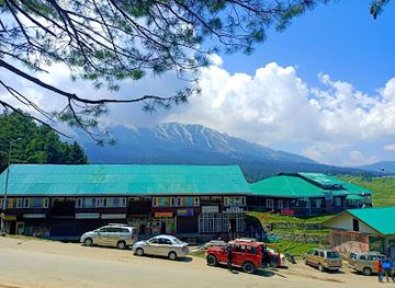 india/gulmarg/landmark/hotel-gulmarg-sahara