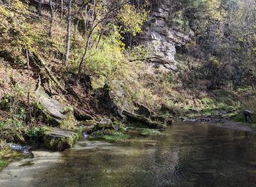 iowa/driftless-area/landmark/beaver-creek-valley-state-park