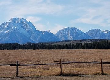 wyoming/fremont-county/landmark/elk-ranch-flats-turnout