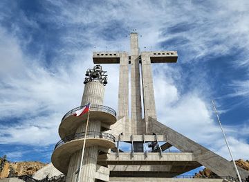 chile/coquimbo/landmark/cruz-del-tercer-milenio