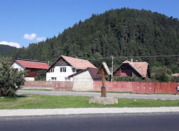 romania/rasnov-area/landmark/monument-de-rascruce-rasnov