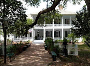 alabama/mobile-bay/landmark/swift-coles-historic-home
