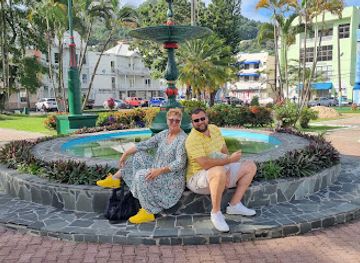 saint-lucia/marigot-bay/landmark/constitution-park