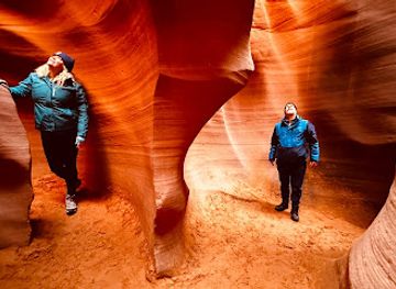 arizona/antelope-canyon/landmark/ken-s-tours-lower-antelope-canyon