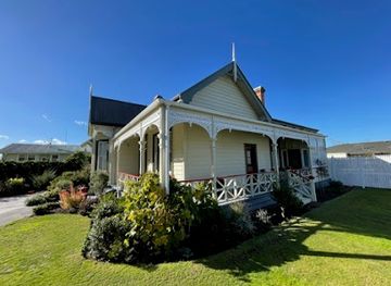 new-zealand/rotorua/landmark/robertson-house