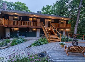 canada/haliburton-highlands/landmark/heather-lodge