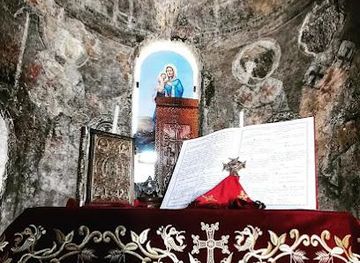 armenia/aparan/landmark/karmravor-church