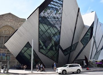 canada/greater-toronto-area/landmark/royal-ontario-museum