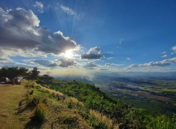 thailand/phu-kradueng/landmark/tat-mok-national-park