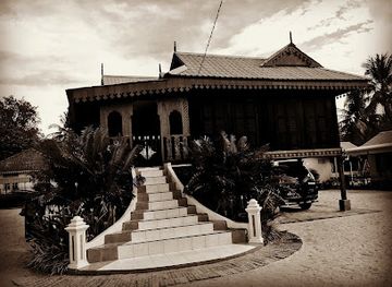 malaysia/kedah/landmark/beras-terbakar-kampung-raja-langkawi-kedah