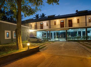 sri-lanka/dambulla/landmark/athena-lake-by-seedevi